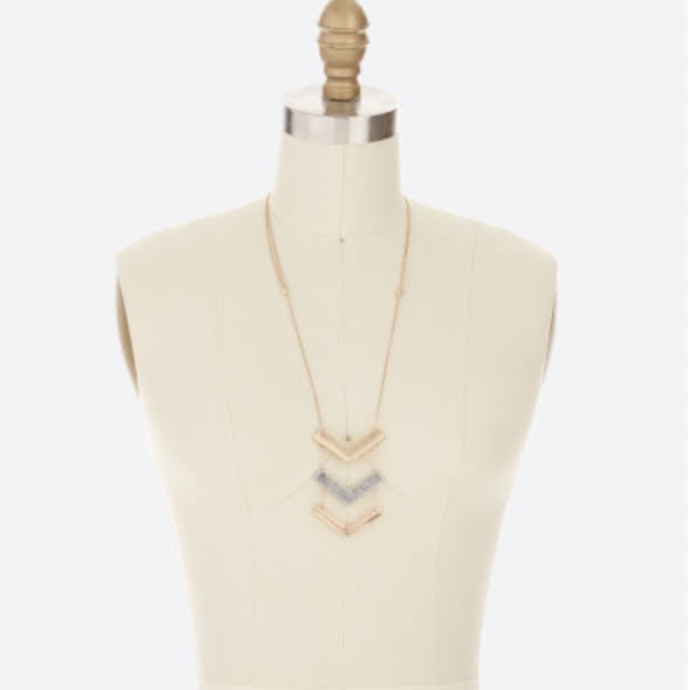 Romolo Devan Chevron Adjustable Pendant Necklace